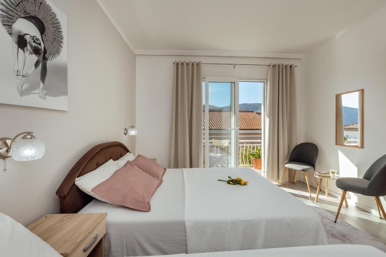 Apartmani Vico Herceg Novi Esterno foto