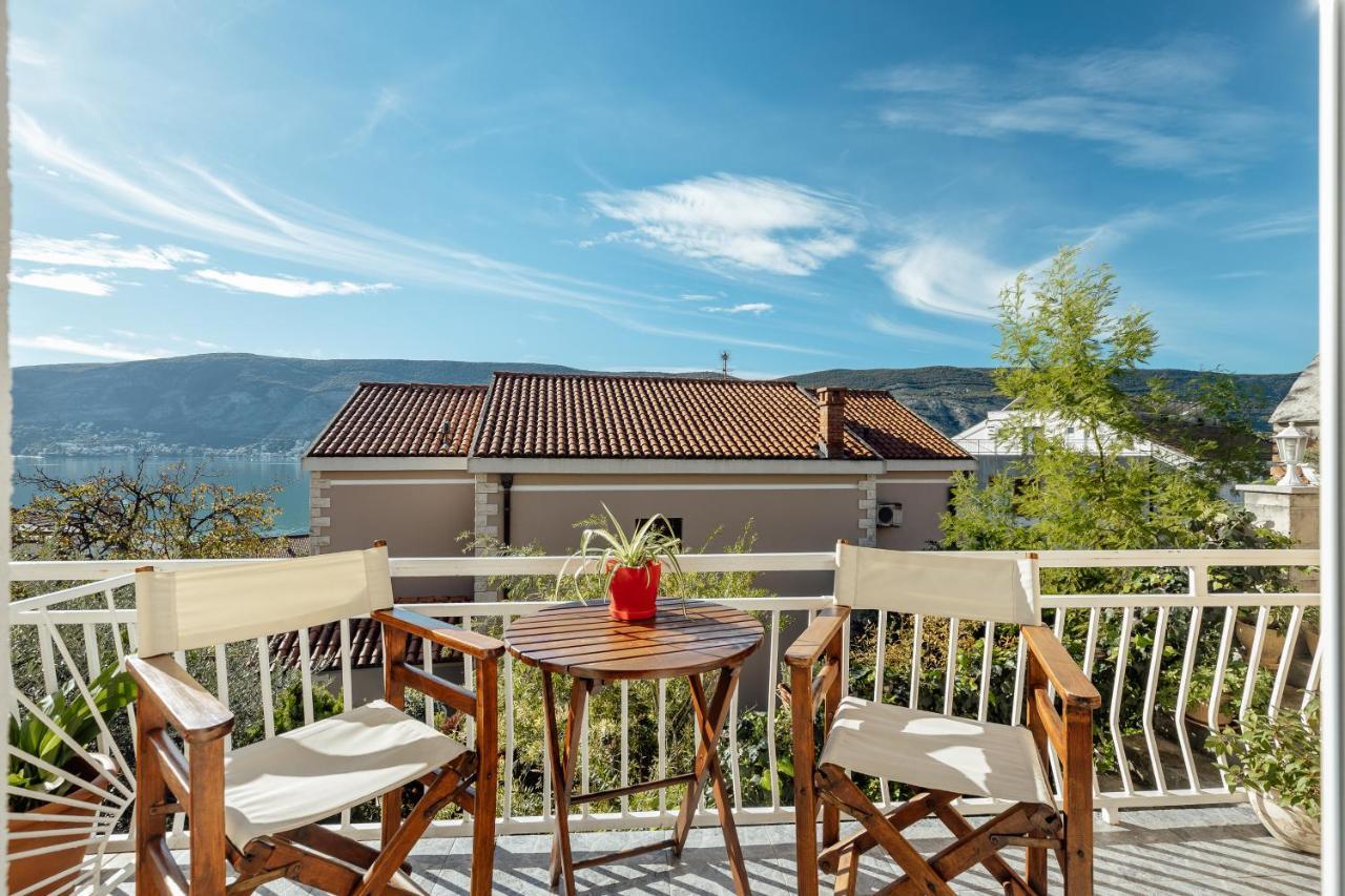 Apartmani Vico Herceg Novi Esterno foto